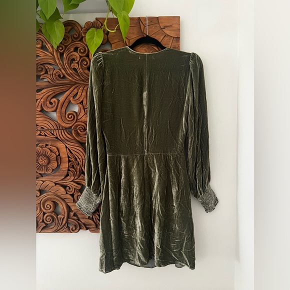 Reformation Sage Velvet Gem Dress - Picture 2 of 3